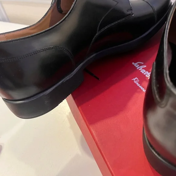 Ferragamo lace up derby size 12d new Oxfords & Derbys